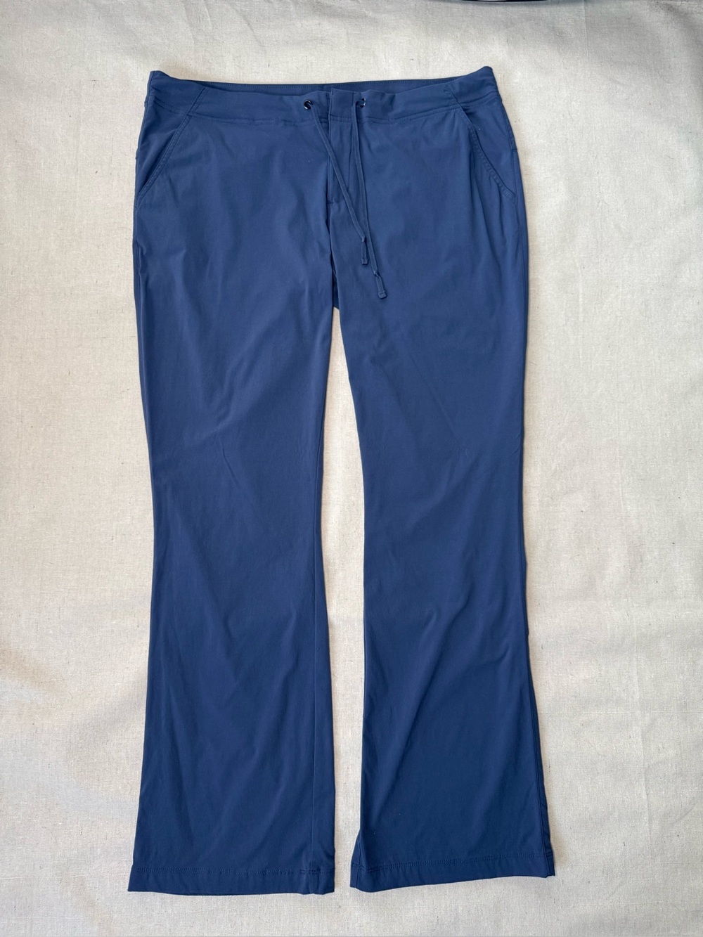 Columbia Hiking Pants Drawstring Waist Navy Blue Size 16 Gorpcore Stretch Nylon